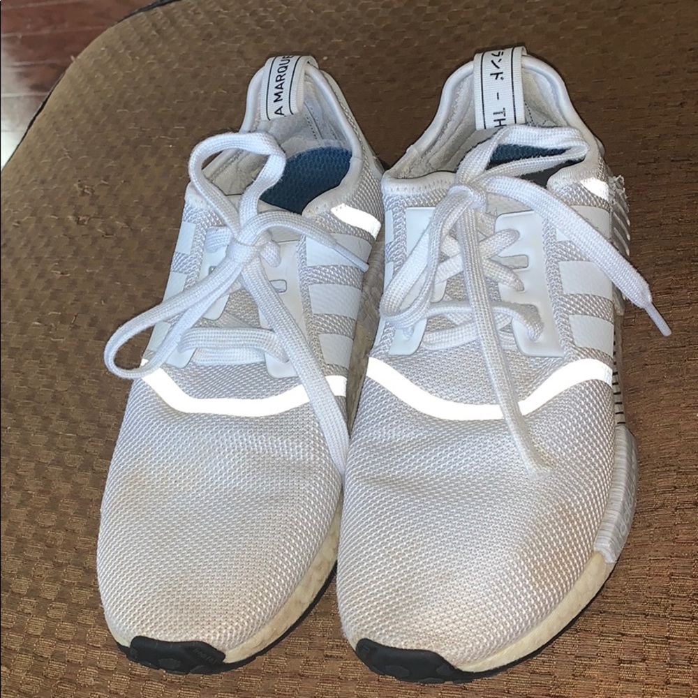 white Adidas nmds